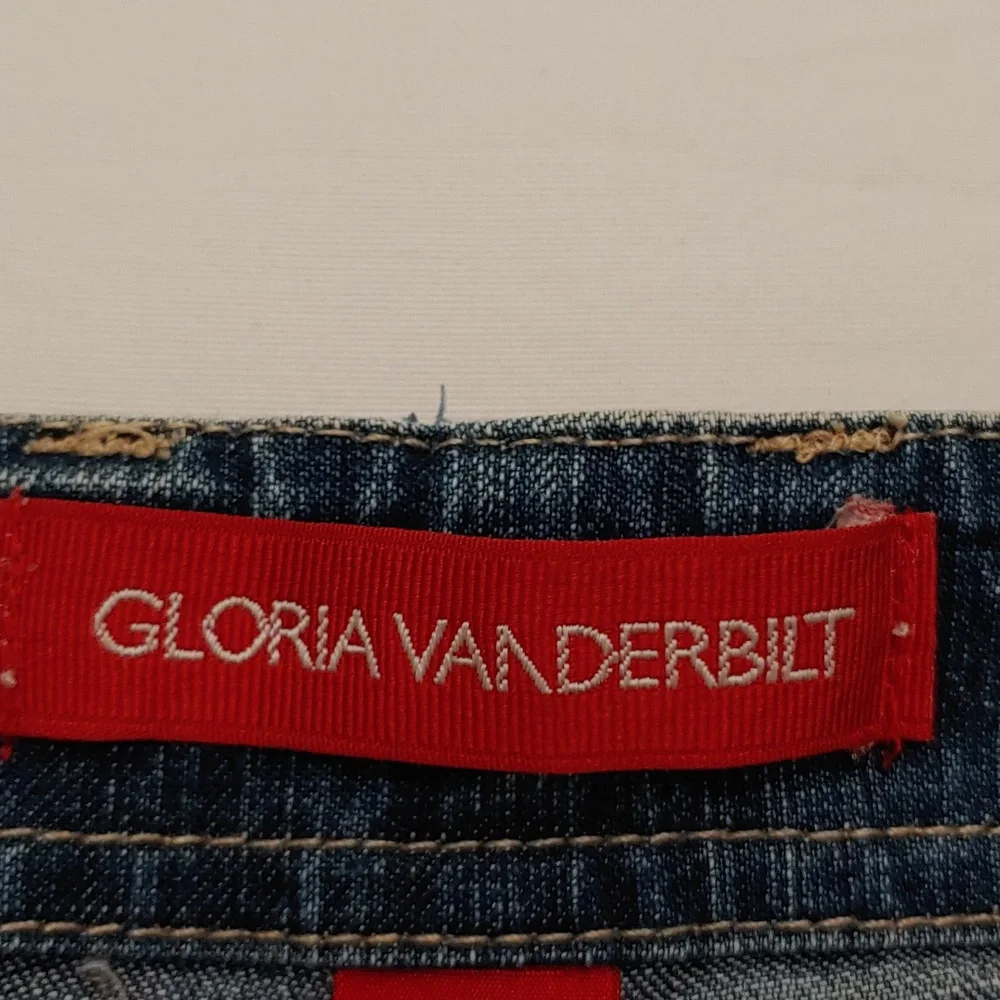 Gloria Vanderbilt Women's Size 12 Capri